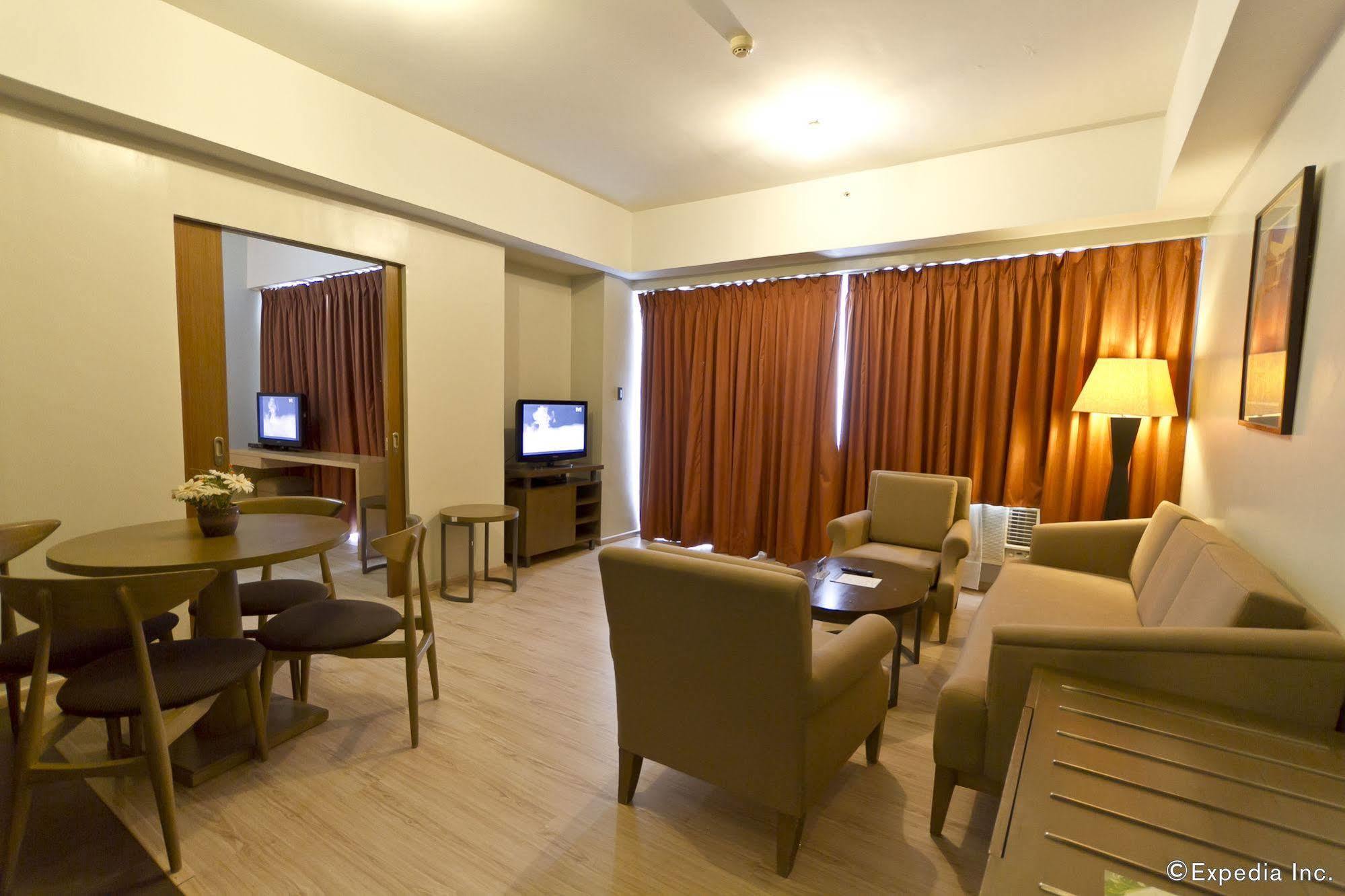 La Mirada Hotel Себу Экстерьер фото