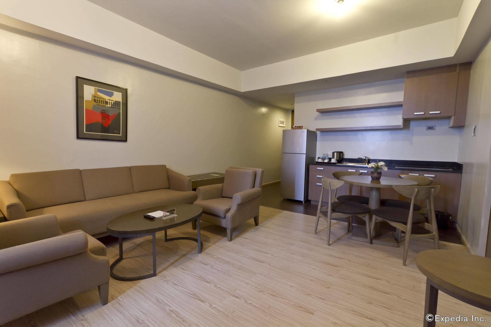 La Mirada Hotel Себу Экстерьер фото